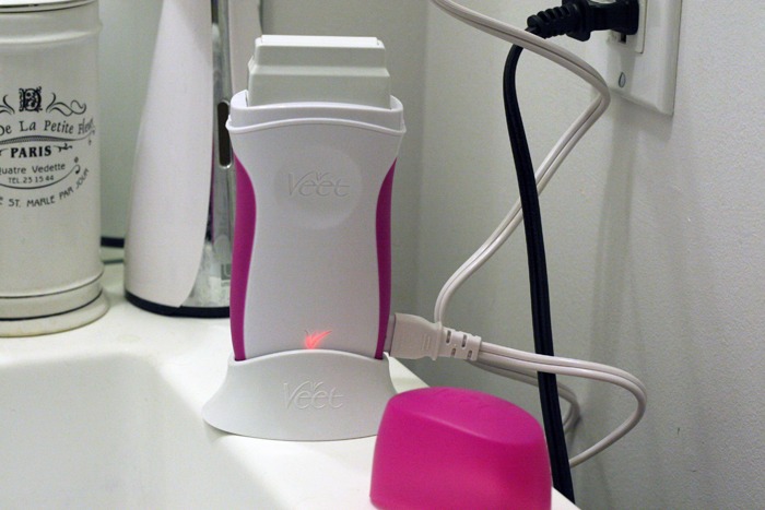 Review of Veet EasyWax Electric Roll-On Kit