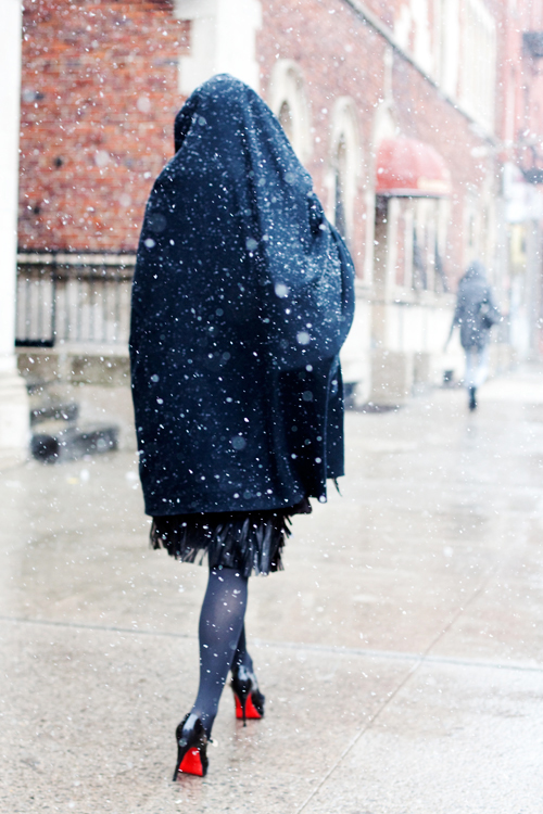 Snow Weather Fashion Style Tip, How to Defeat the Snowy Weather