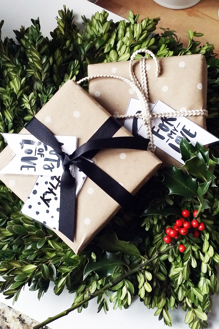 Christmas Wreath DIY Laminated Gift Tags
